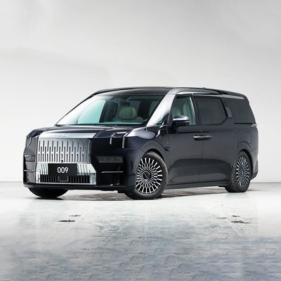 MPV Body Structure 2022 ZEEKR 009 Electric Car with 125kW Maximum Power and Luxury Design