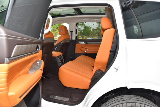 2022 2023 Great Wall Tank 500 Electric Car Sunroof and Automatic Air Conditioner