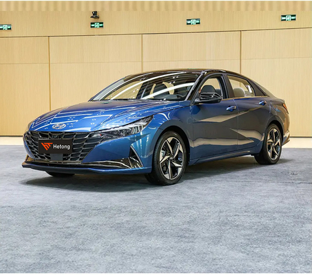 Hyundai Elantra 5 Seater Luxury Petrol Sedan for High Speed and Powerful Performance
