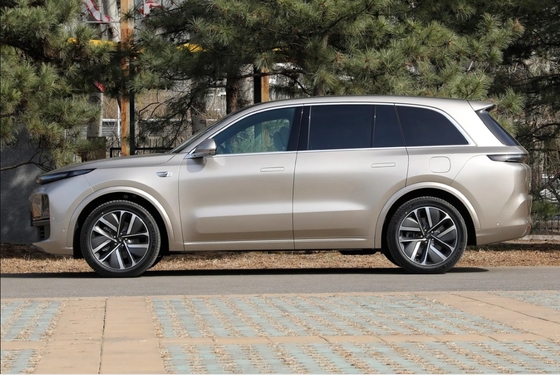 6.5h Fast Charging Time Li One L8 Max Electric Suv with Ternary Lithium Battery in 2023