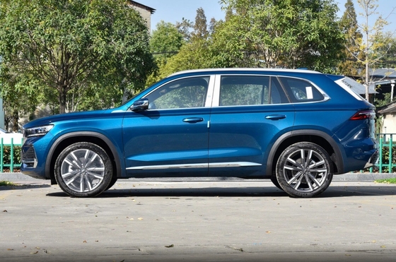 Manjaro Geely Xingyue L 2.0TD Power Automatic Two-Drive SUV with 5 Seats and 2 Airbags
