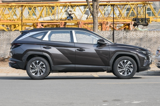 Beijing Hyundai Tucson 5-Door 5-Seater Gasoline Car 4WD SUV Luxury Compact Model SUV