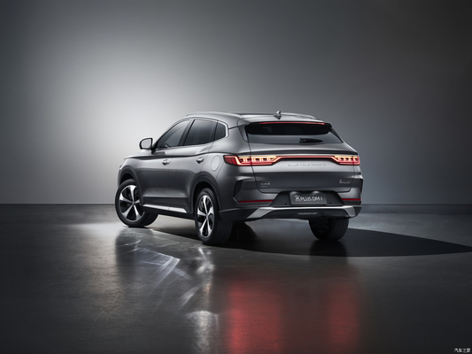 BYD Song Plus EV Champion Edition 333Ps Motor 605km Range 4705*1890*1680 Dimensions