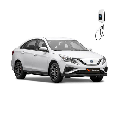 Dongfeng Fengxing S50 T1 T5 E1 M5 5 Seats 415km Pure Electric Sedan 4705*1790*1540mm