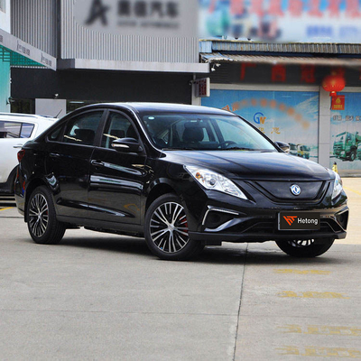 Dongfeng Fengxing S50 T1 T5 E1 M5 5 Seats 415km Pure Electric Sedan 4705*1790*1540mm