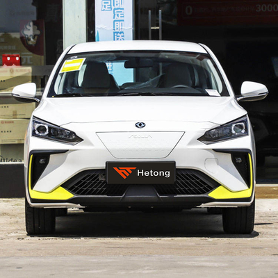 Dongfeng E70 Pro High Speed Electric Vehicle with 5 Seats and Ternary Lithium Battery