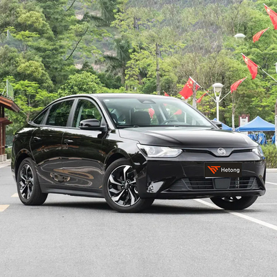 2022 WM Motor E.5 Smart Four Door Five Seats Energy Vehicle with Long Battery Life