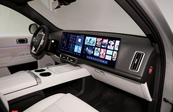 Li ONE L9 Electric SUV with Ternary Lithium Battery and Left-Handed Steering Wheel