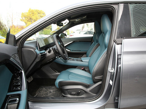 Electric Fuel 2023 1.5t Mg 7 Comfort Version Of Gasoline Car With ESC Luxury 210km Car