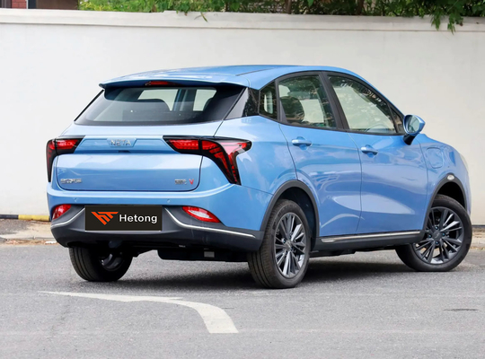 2022 Neta V 300 Lite 4 Wheel Electric Vehicle with 5 Seats and Maximum Power of 120kW