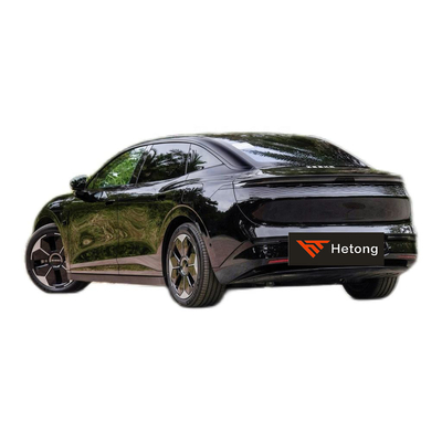 Zeekr 007 4WD High Speed 4 Door 5 Seat Car with 870km Range and 400kW Maximum Power